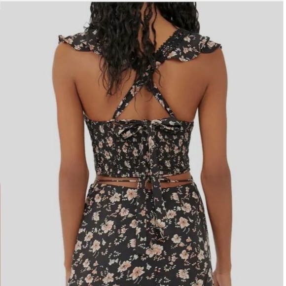 Free People Floral Black Crop Top - Picture 2 of 2